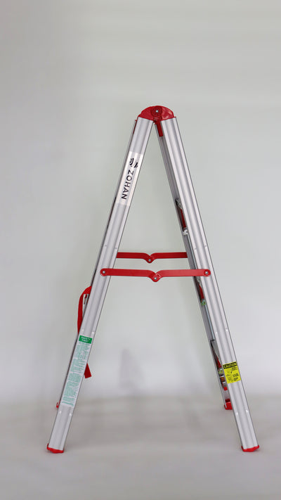 Escalera Telescópica FLD-120 — 3 Escalones Compacta