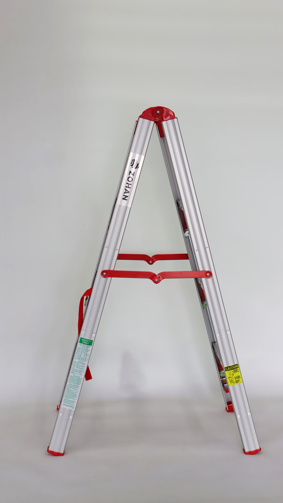 Escalera Telescópica FLD-120 — 3 Escalones Compacta — imagen 2 — Zohan