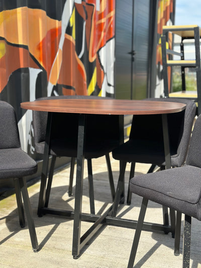 Set comedor para 4 — mesa con 4 sillas tapizadas